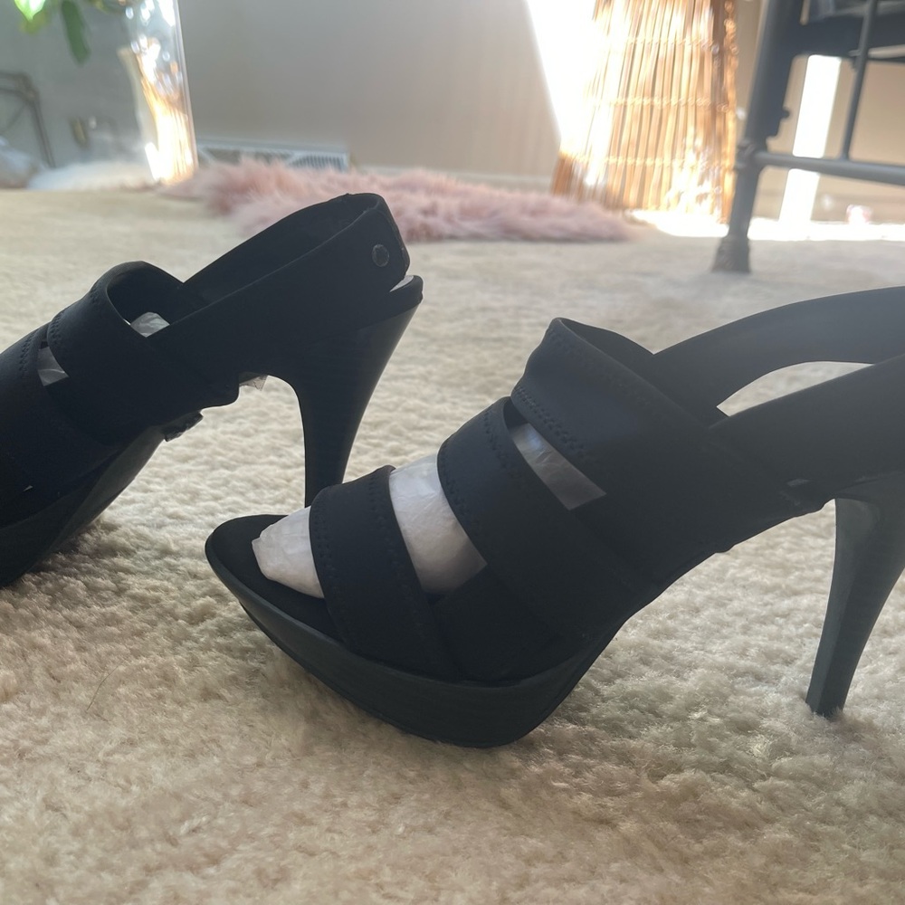 Simply Vera Vera Wang Black Multi-Strap Platform Stiletto Sandals